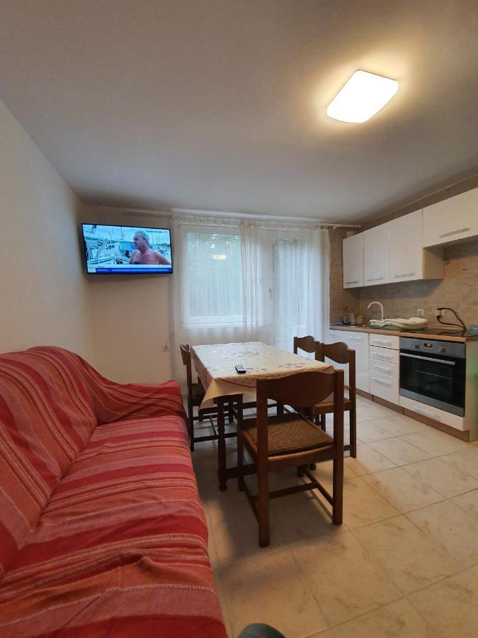 Apartman Runolist Delnice Exterior photo
